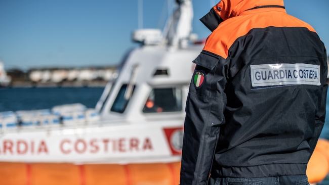 Intervento di soccorso di un marittimo sulla Moto-gasiera “Berga2” a largo di Fiumicino